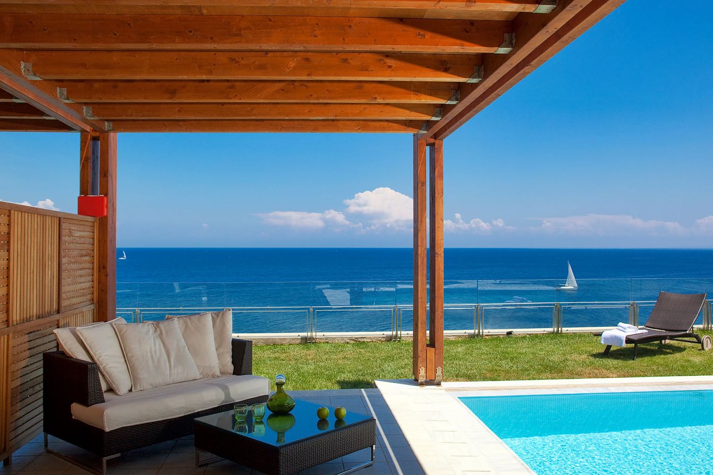 Correct - Louis Apostolata Island Resort