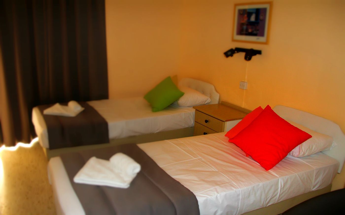 Mavina Hotel & Apartments