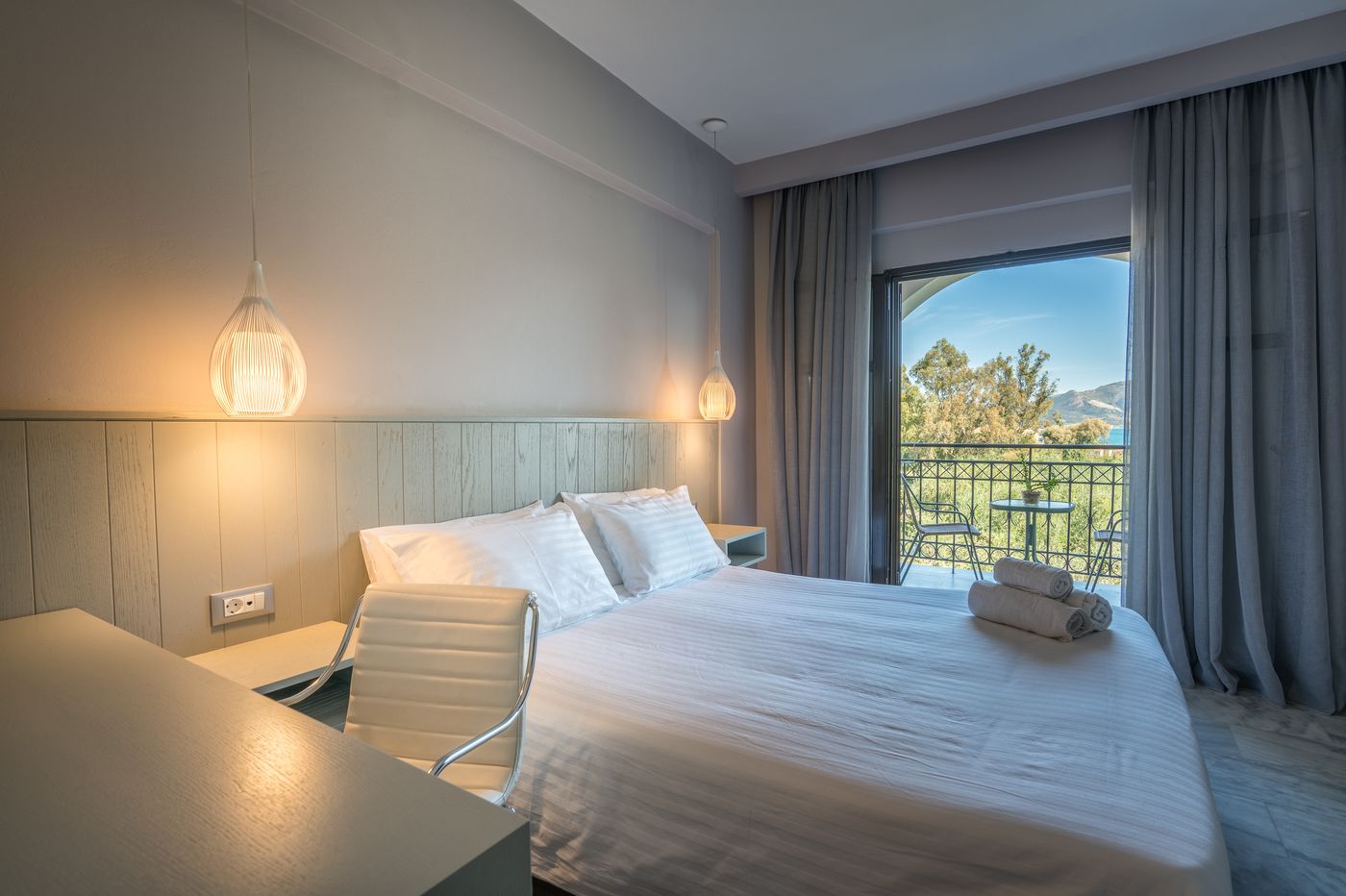 Castelli-Adults-Only-Room-22