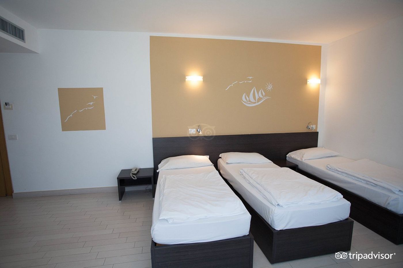 Ca--del-Moro-Room-21