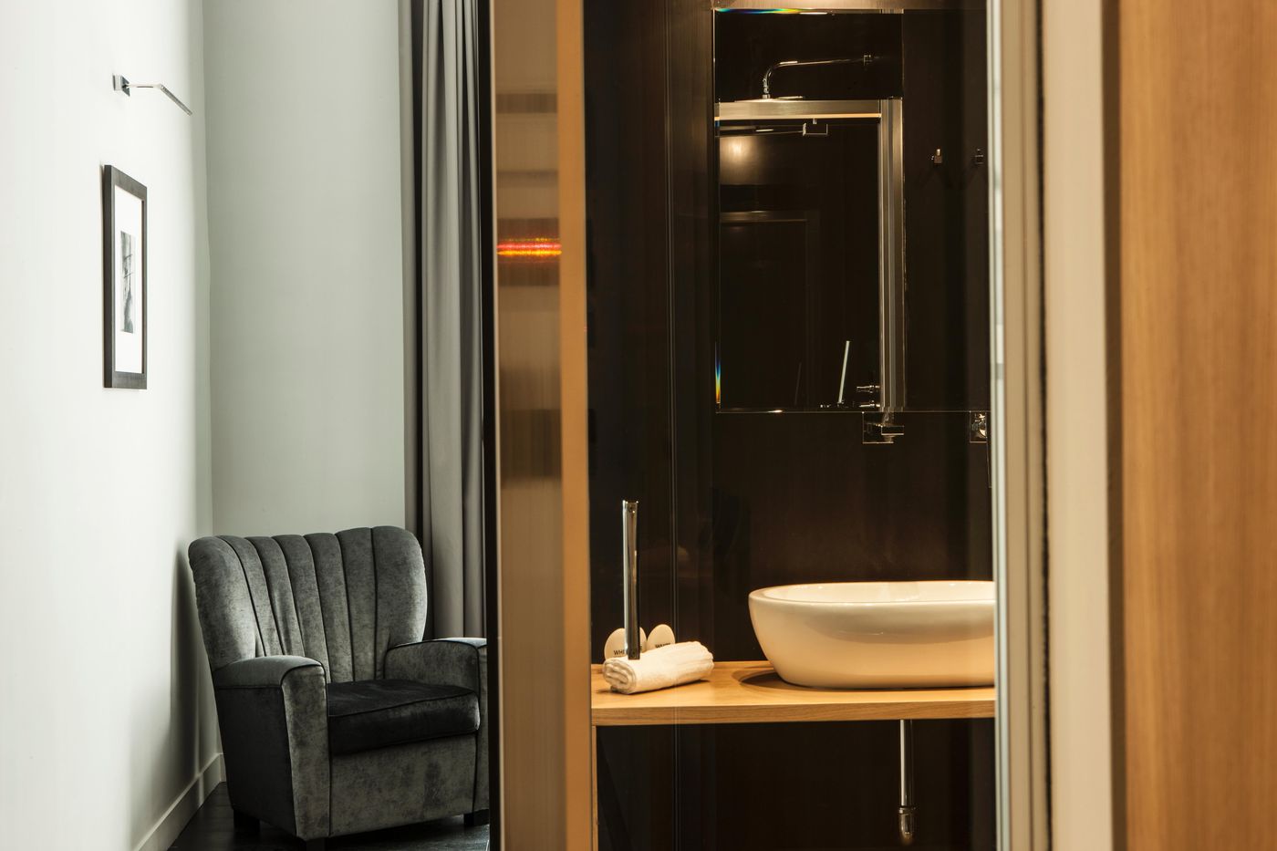 Suite-Art-Navona-Room-22