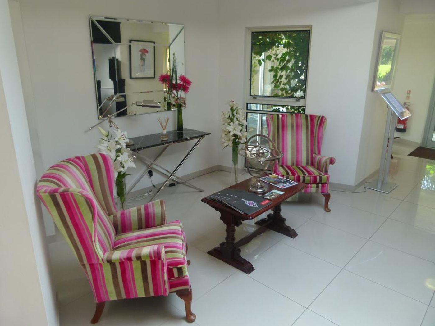 Beachcombers Hotel-United Kingdom-GROUVILLE-General view-3