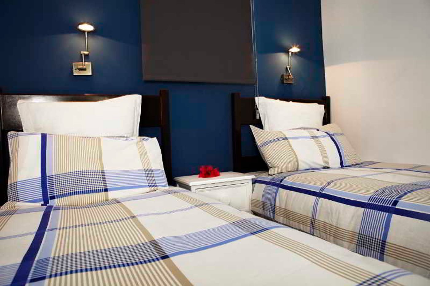 Tenesoya--Gay-Men-Exclusive--Room-13