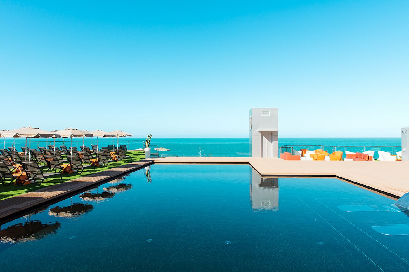 Riviera-Vista-Pool-3