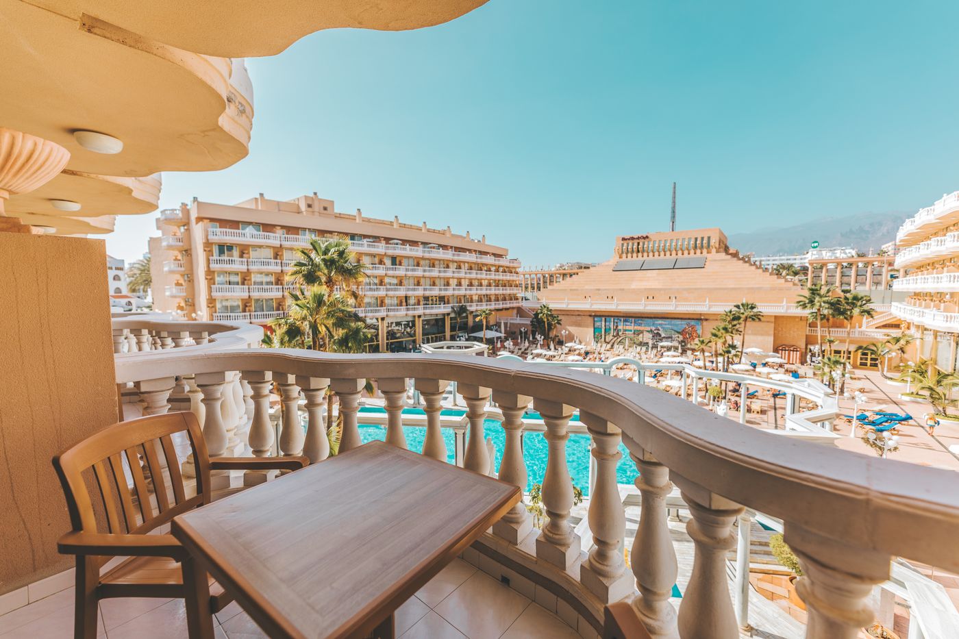 Cleopatra-Palace-Hotel-Room-11