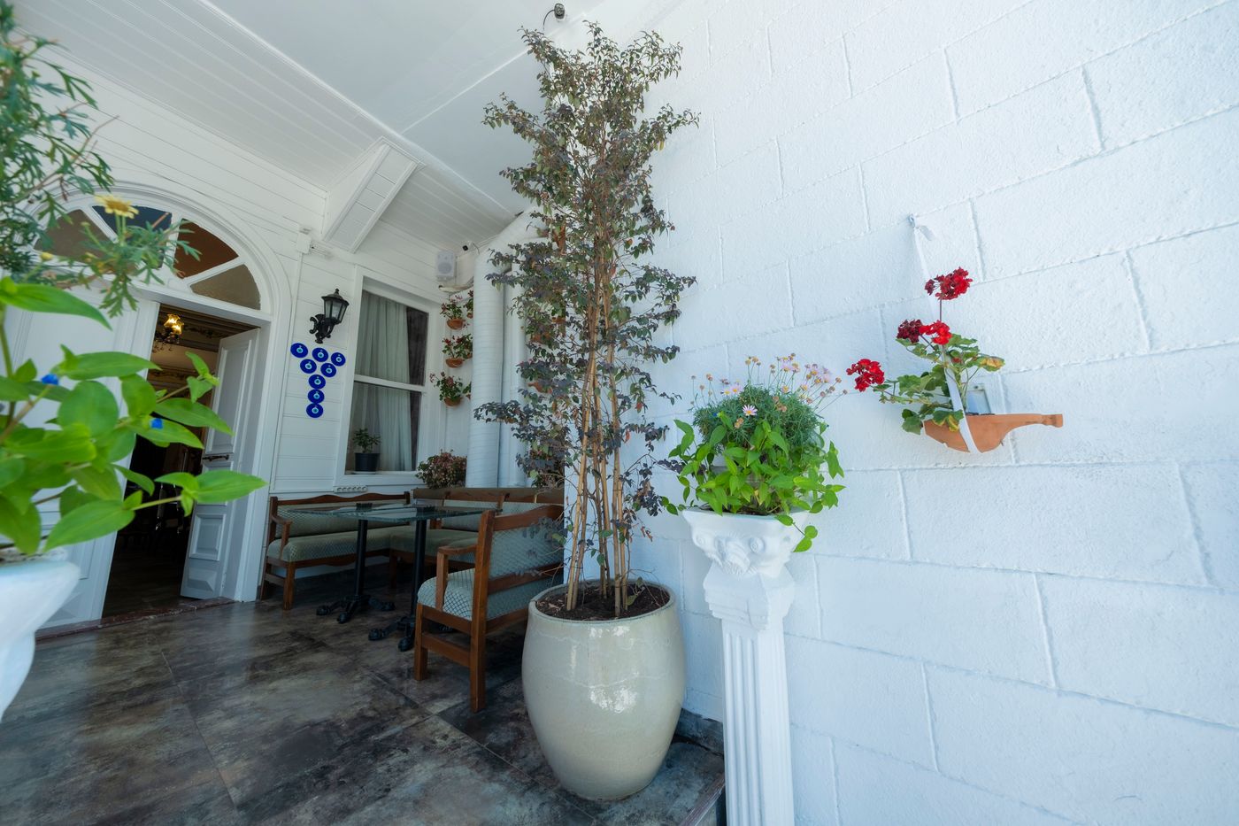 Solomon-s-Mansion-Hotel-Terrace-26