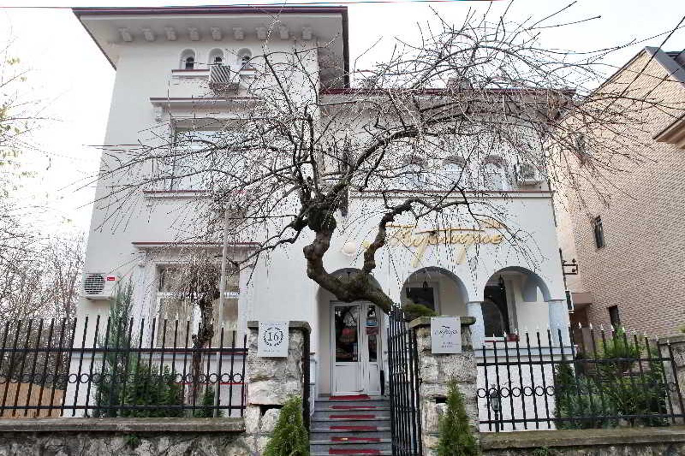Villa Mystique-Serbia-Belgrade-General view-3