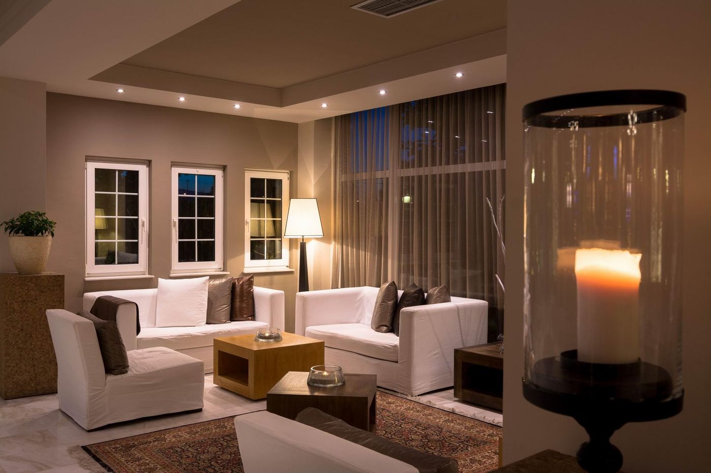 Dion-Palace-Lobby-51