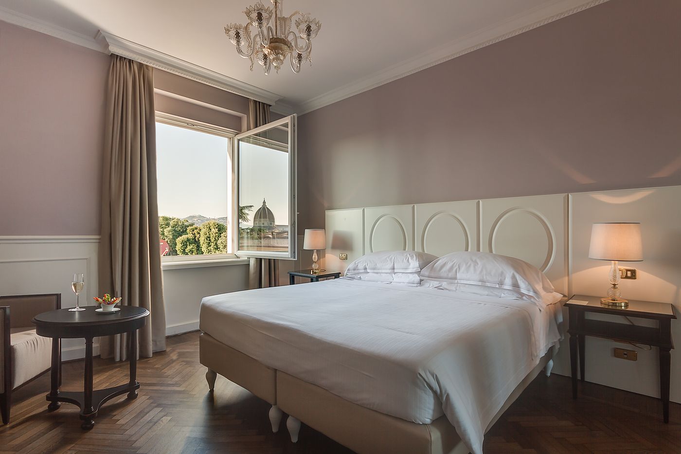 Plaza-Lucchesi-Room-5