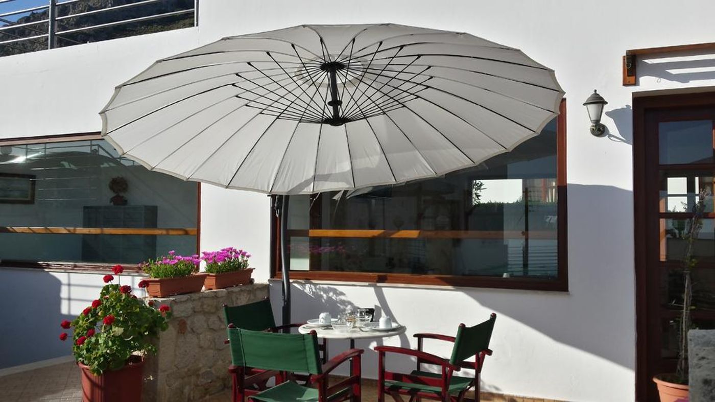 Amazones Sun Studios