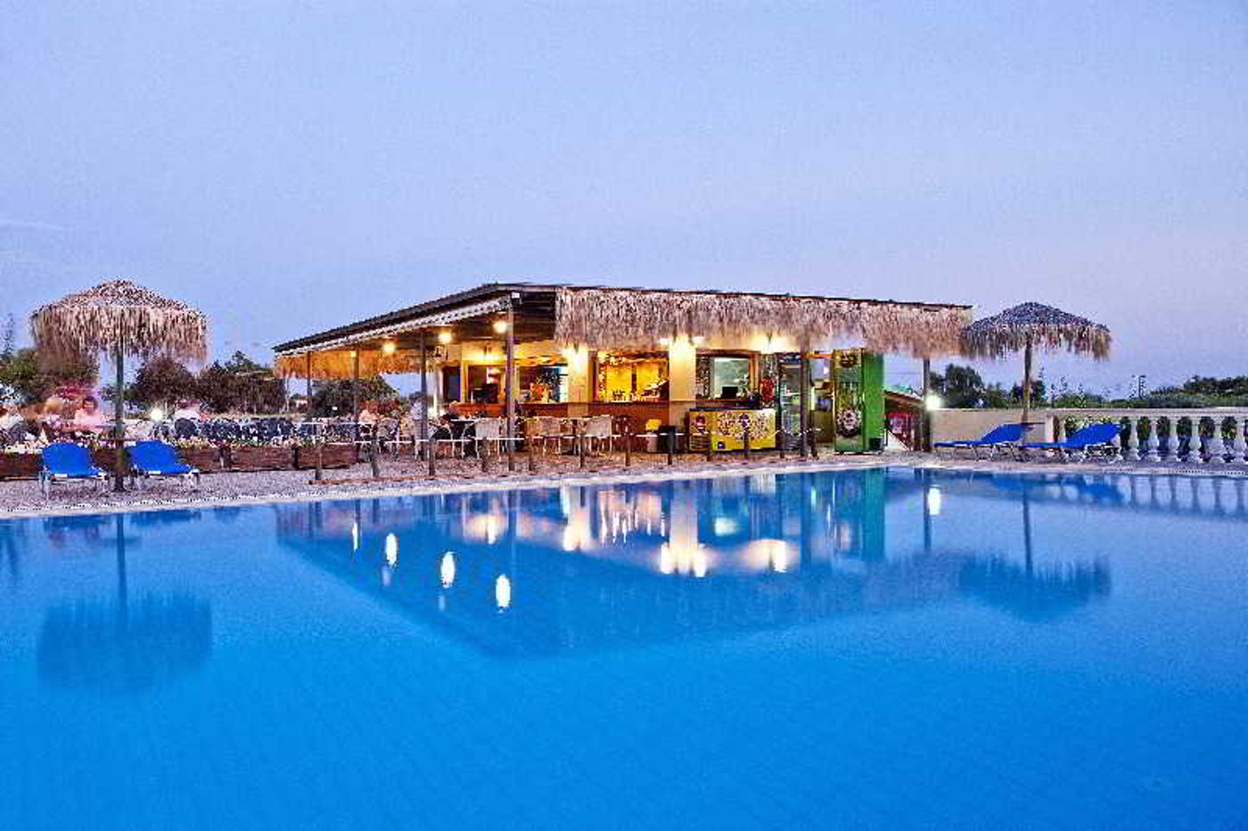 Ionian-Sea-Hotel-villas---Aqua-park-Bar-10