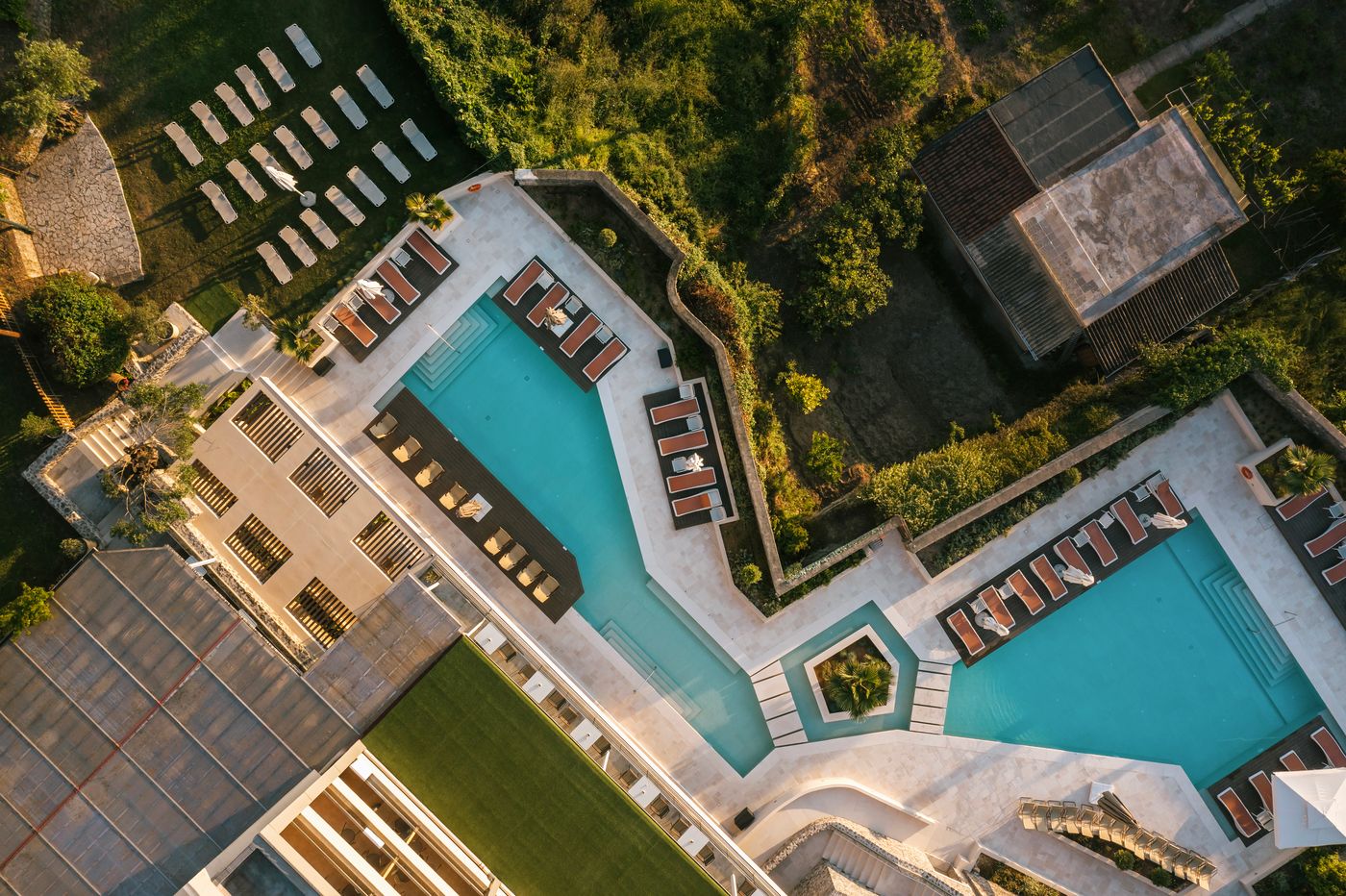 Divani-Corfu-Palace-Pool-4