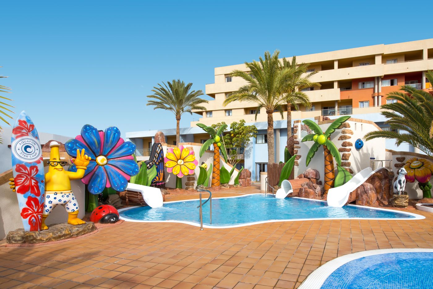 Iberostar-Hotel-Playa-Gaviotas-Park-Pool-4