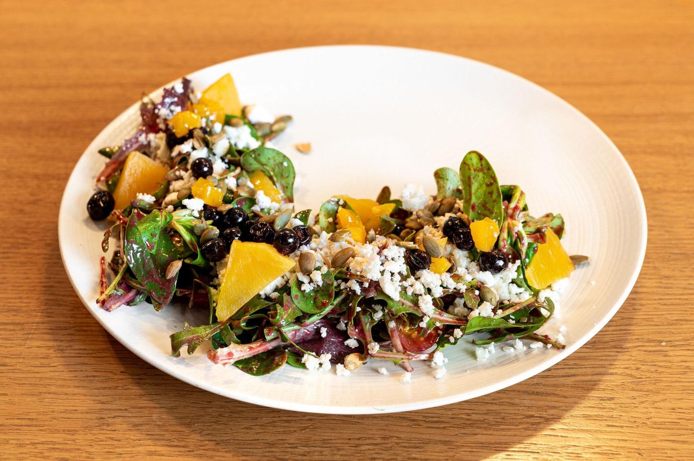 Meriton-Old-Town-Garden-Restaurant-39