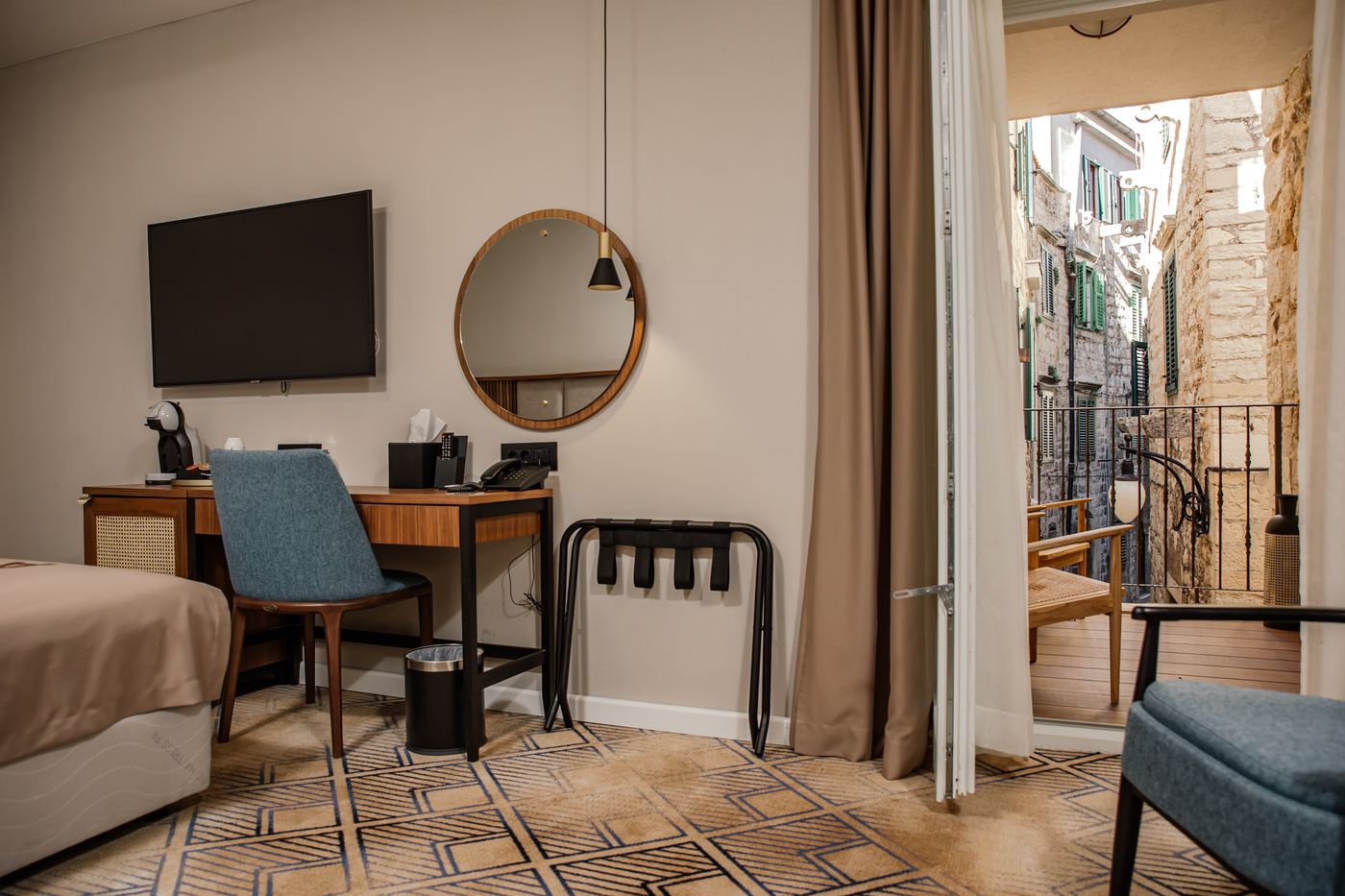 Armerun-Heritage-Hotel---Residences-Room-41