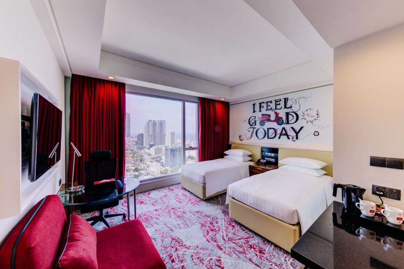 Cinnamon-Red-Colombo-Room-5