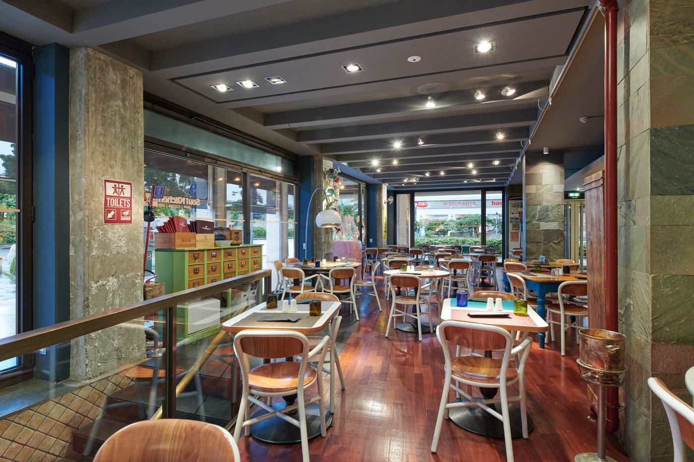 Plaza-Mestre-Restaurant-47