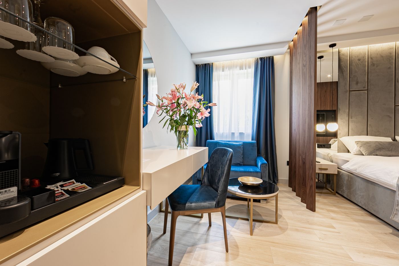 Caldo-Luxury-Rooms-Room-11