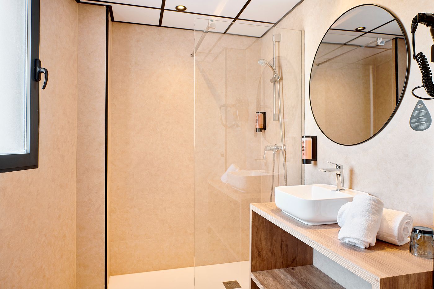 tent-Torremolinos-Room-22