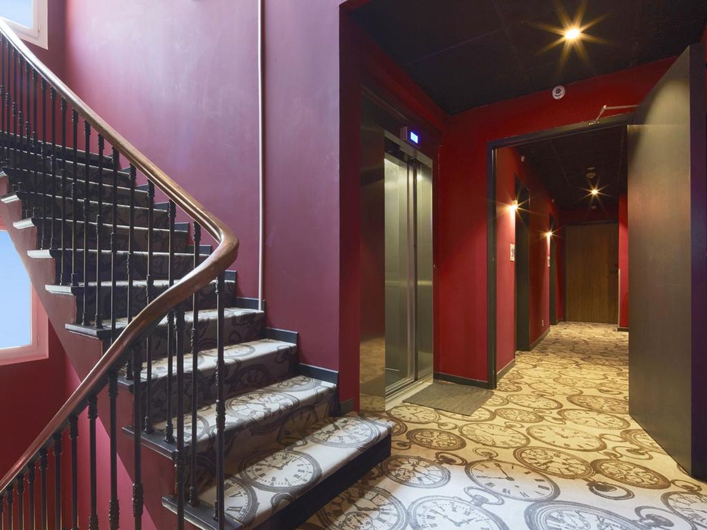 Kyriad Marseille Blancarde Timone-France-Marseille-General view-1