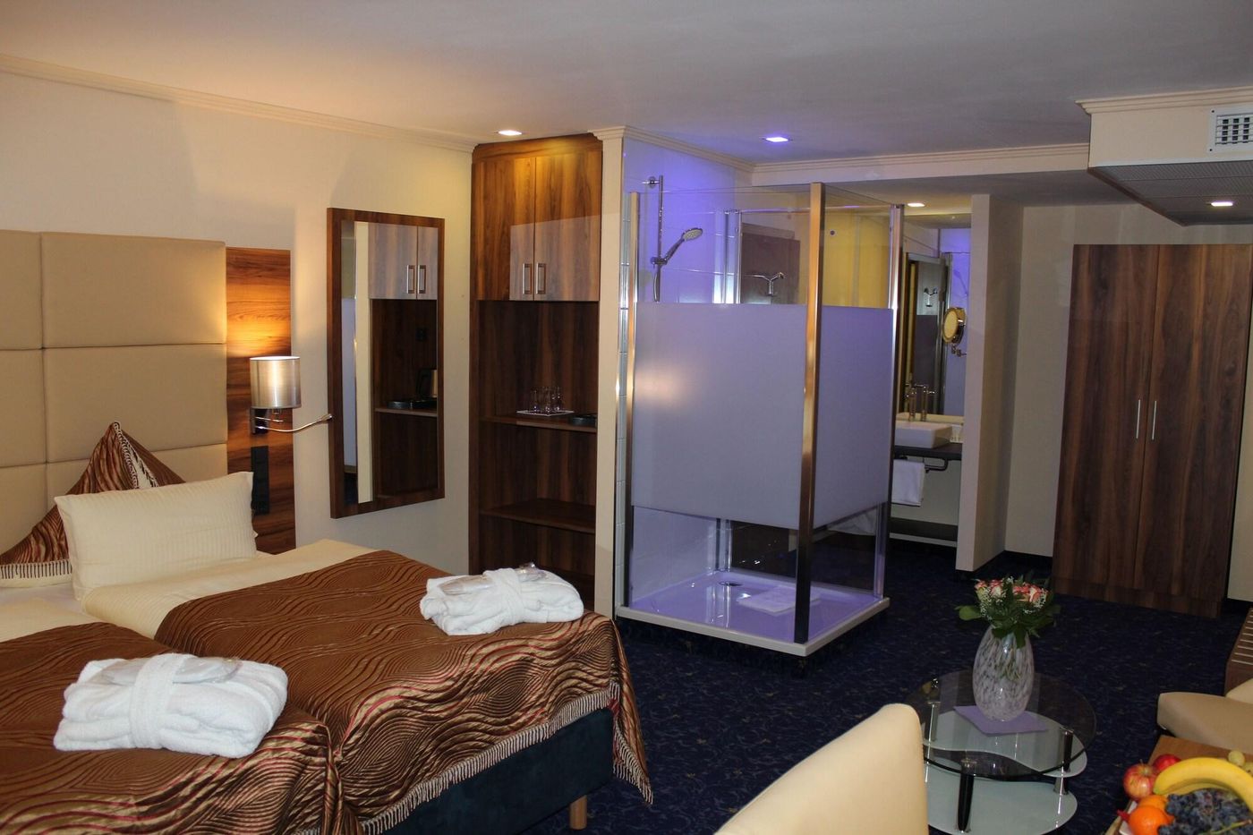 Grand Hotel Empire Frankfurt - Germany - FRANKFURT - Room - 6