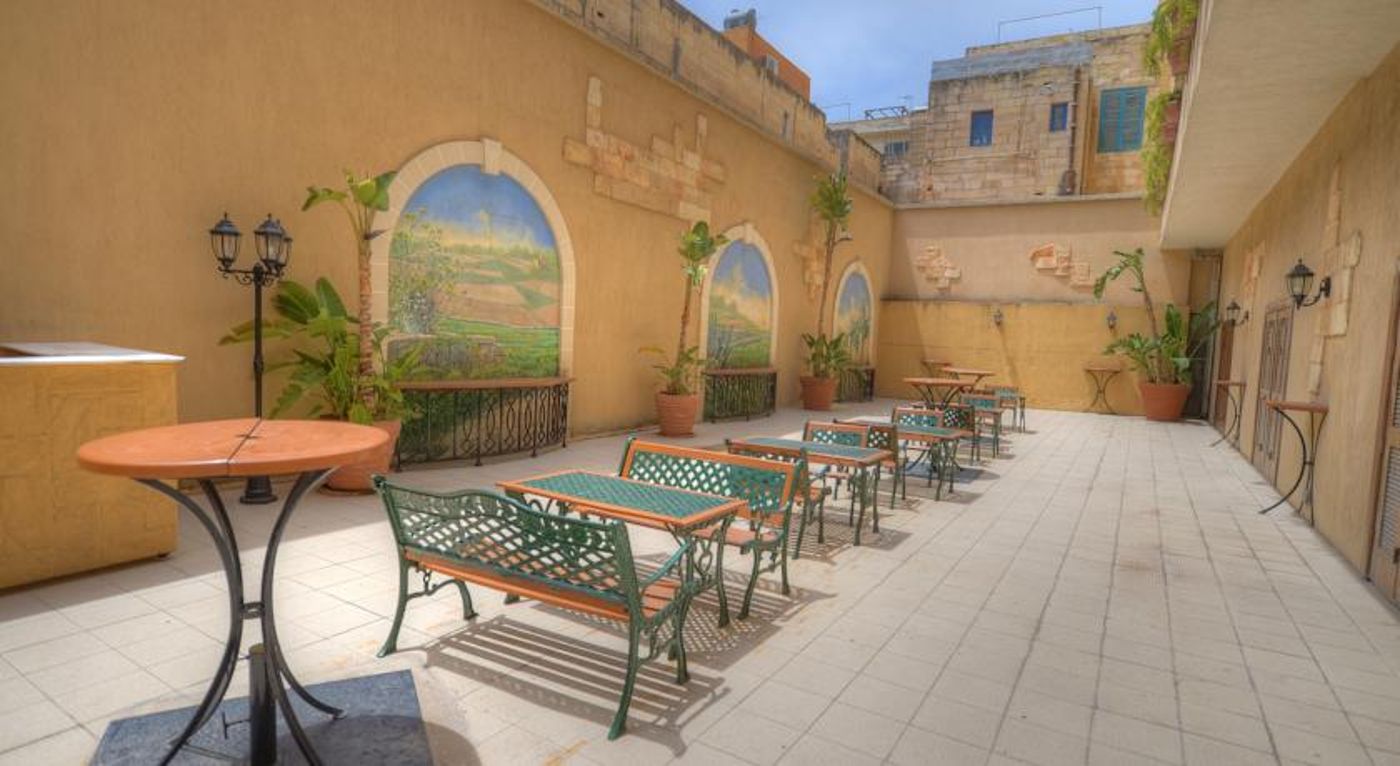 Golden Tulip Vivaldi Hotel