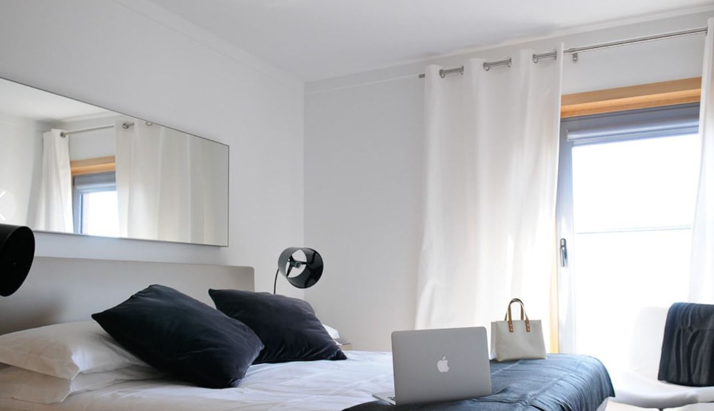 Panoramic-Living-Room-18