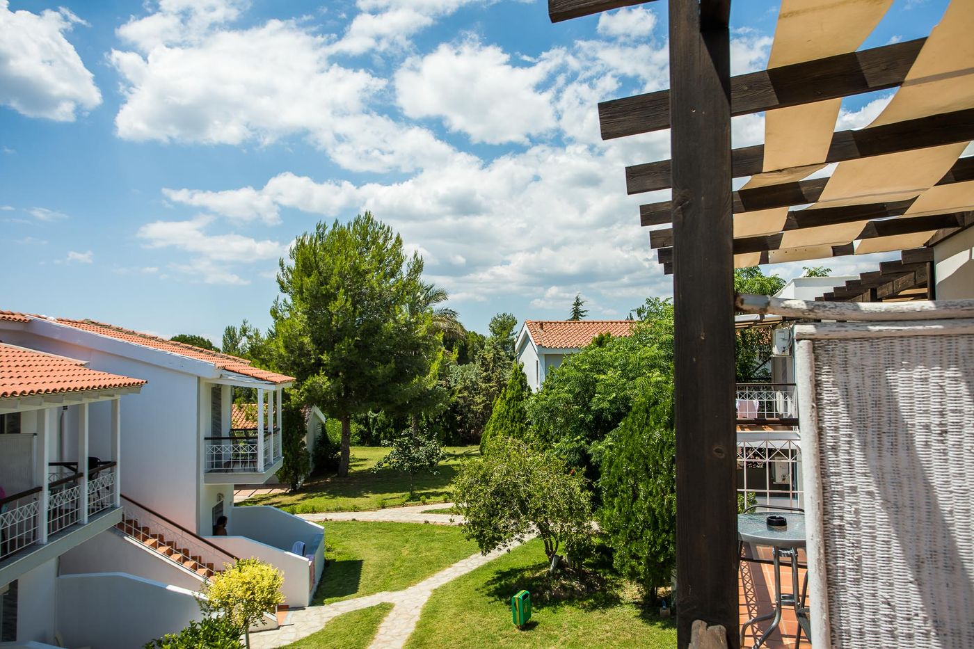 Coral-Blue-Beach-General-view-11