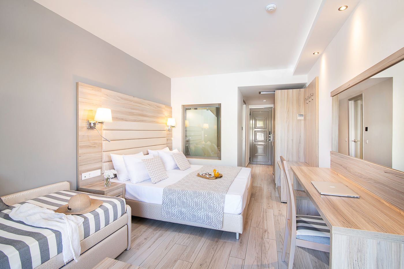 Dionysos Hotel and Suites