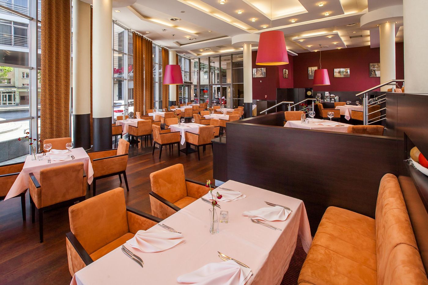 Qubus-Hotel-Krakow-Restaurant-41