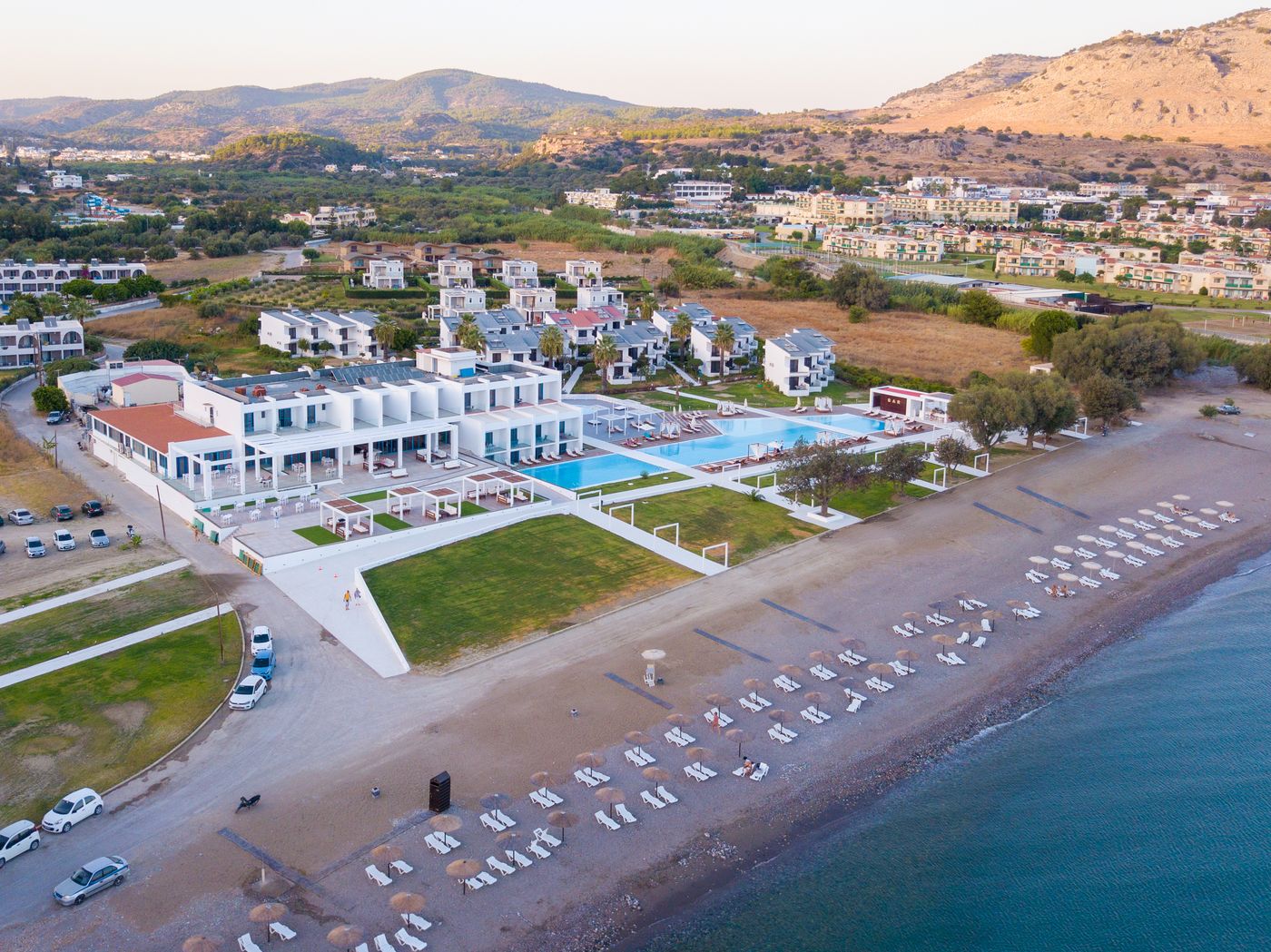 Kamari Beach Hotel