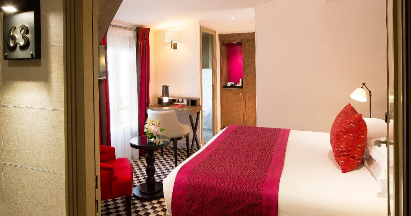 Phileas-Lazare---Spa-Room-48