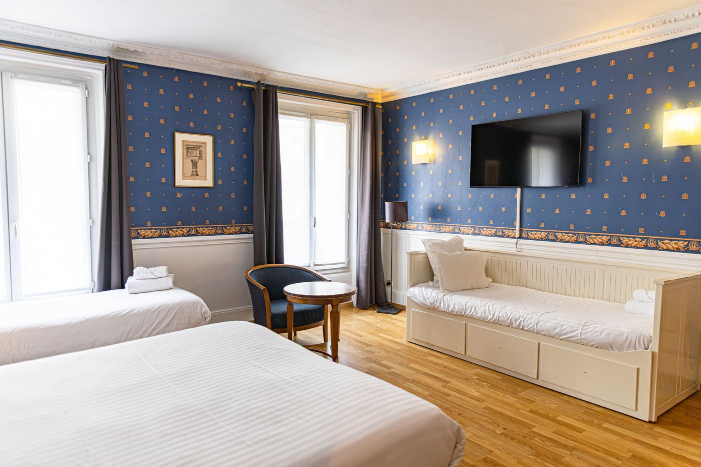 Hotel-Claude-Bernard-Saint-Germain-Room-5