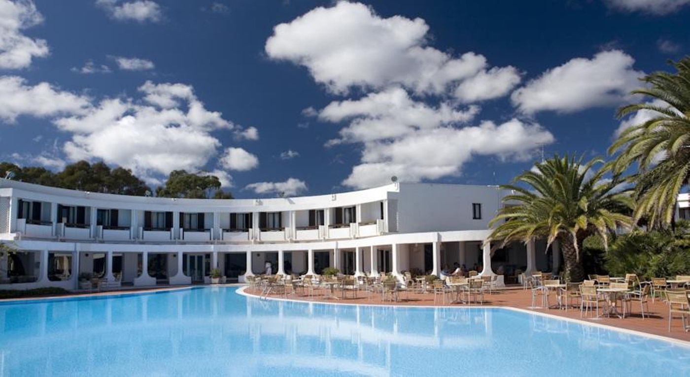 Flamingo-Hotel-Pool-4