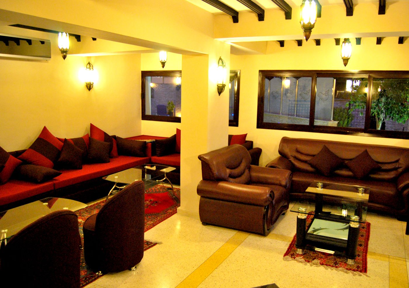 Suite-Hotel-Tilila-Lobby-31