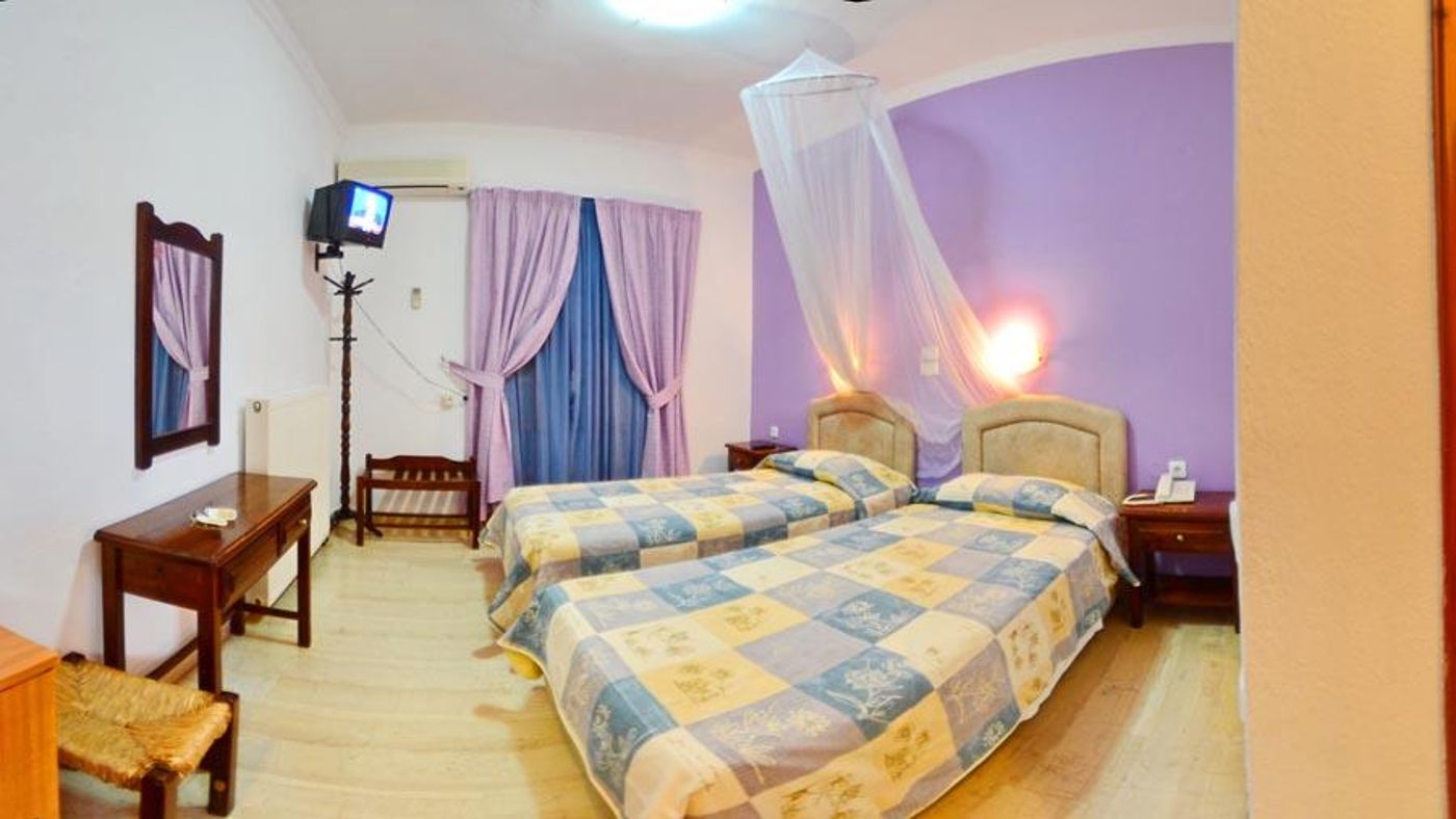 Aretousa-skiathos-Room-25