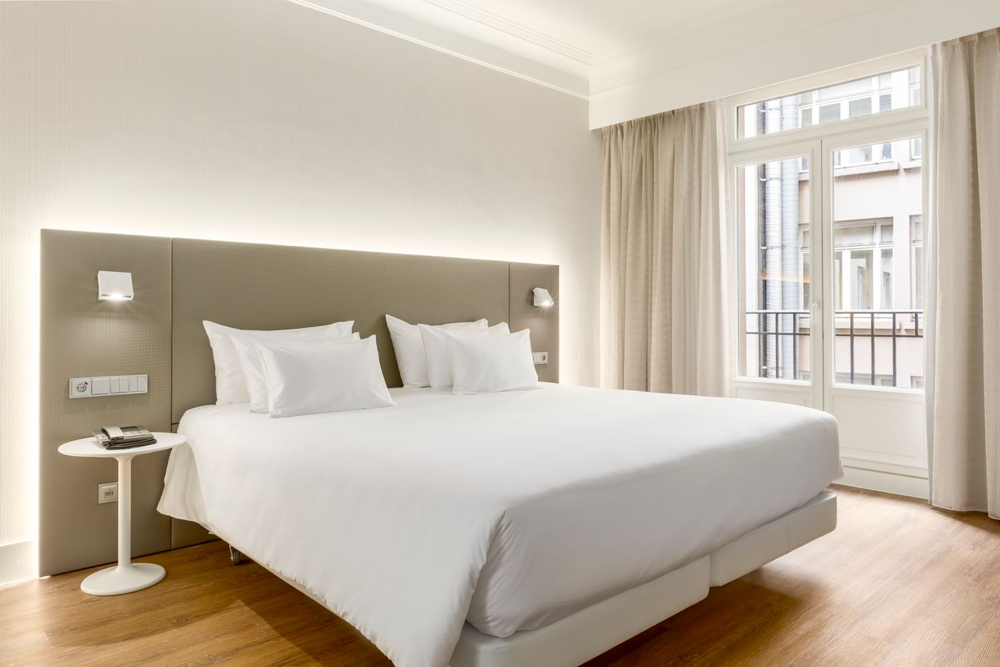 NH-Collection-Brussels-Centre-Room-23