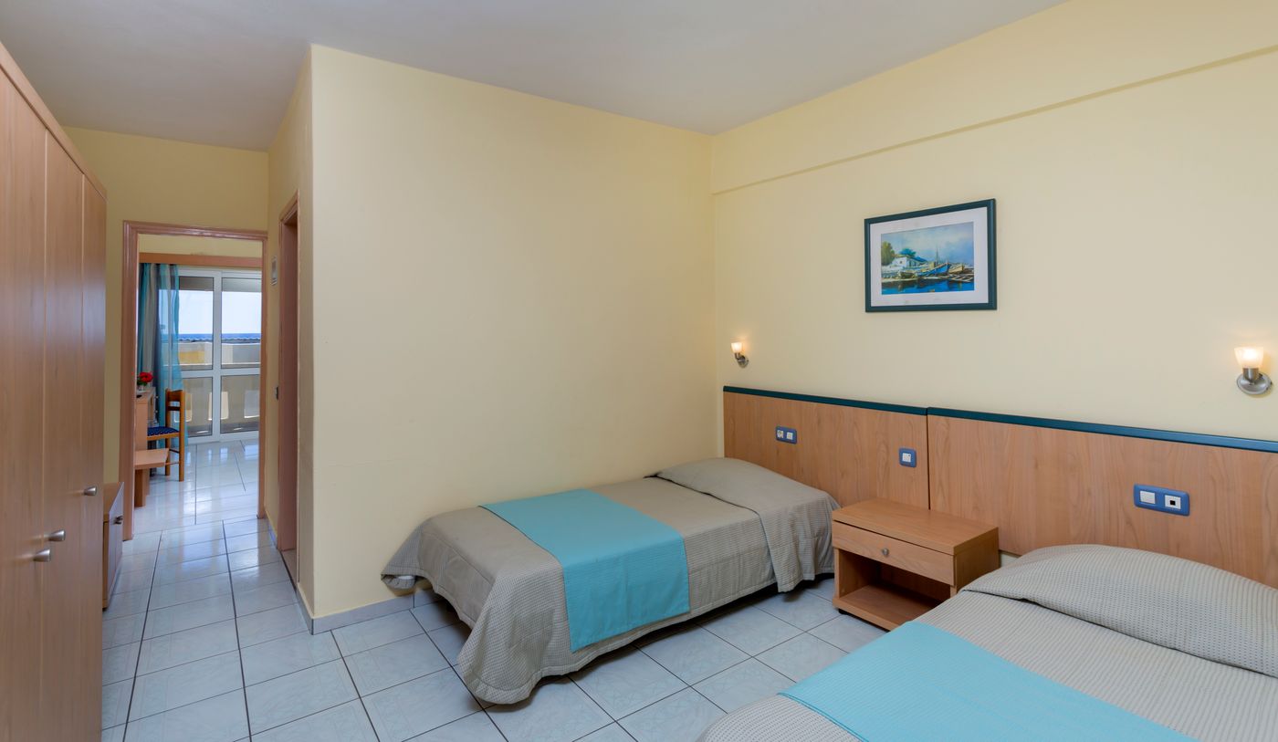 Dessole Blue Star Resort