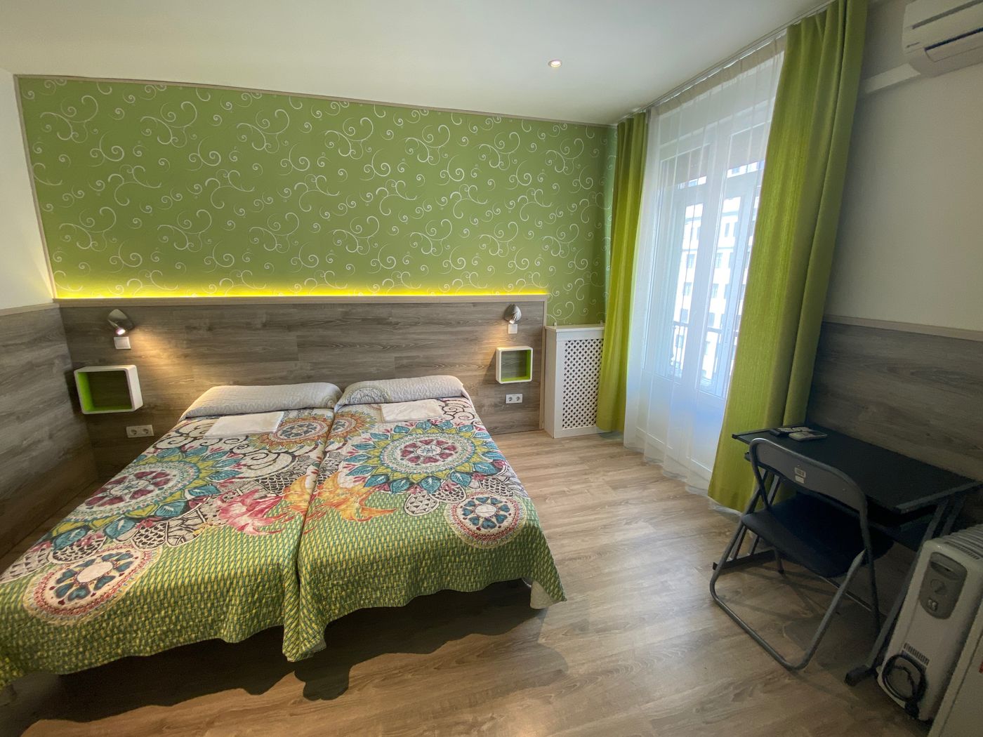 Mucho-Madrid-Room-29