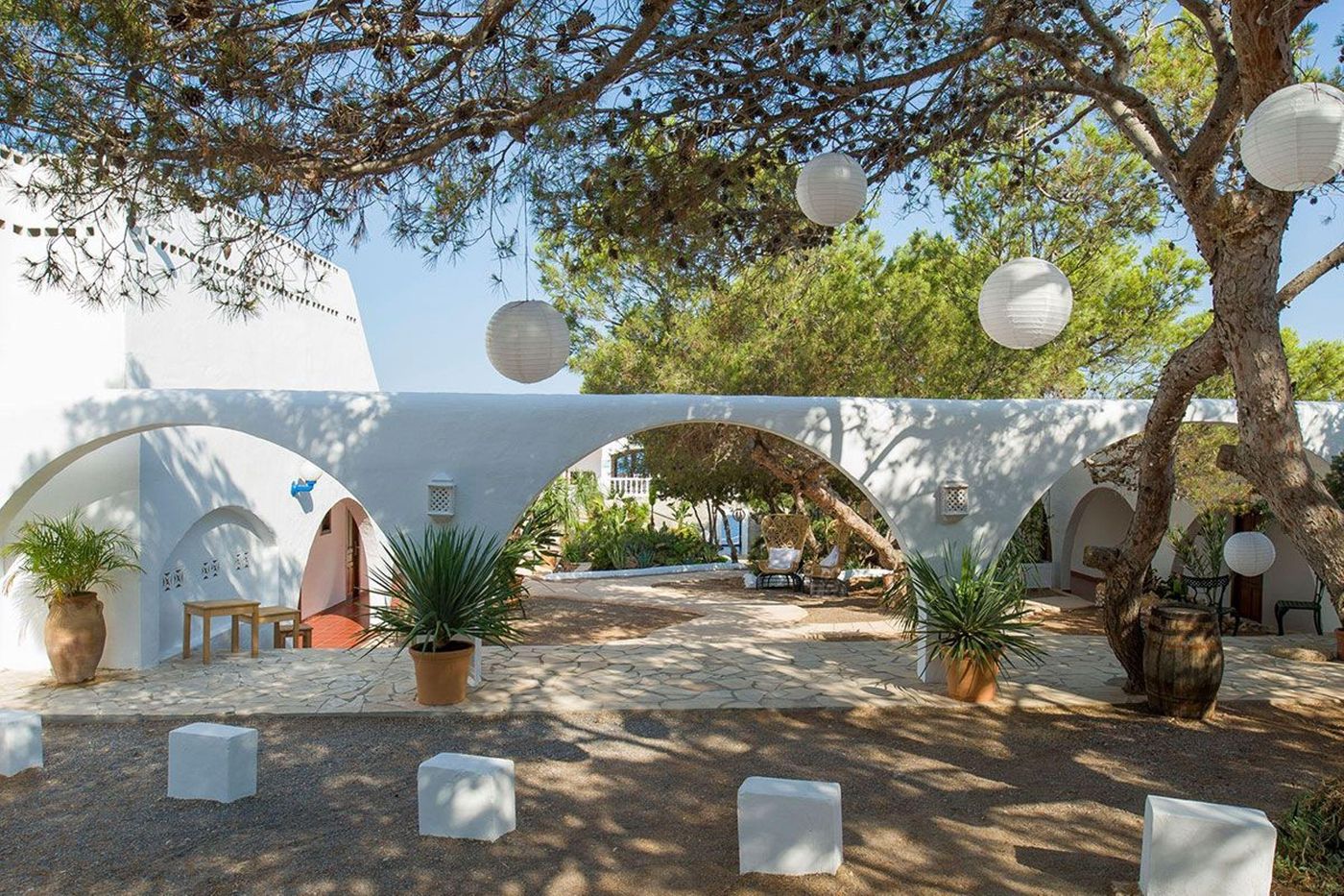 Hostal--La-Torre-General-view-8