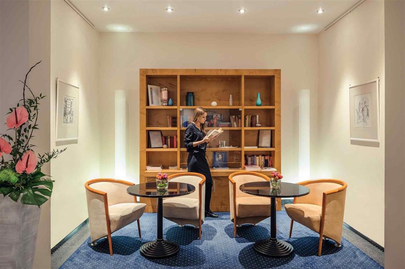 Mercure----Residenz-Berlin-Checkpoint-Charlie-Bar-22