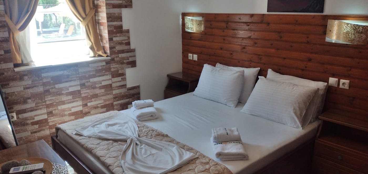 Zest---Xi-Beach-Room-33