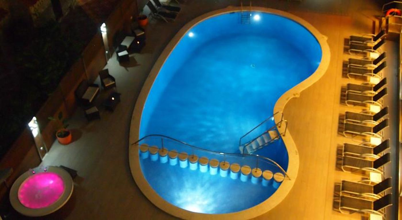 Stella-Maris-Pool-10