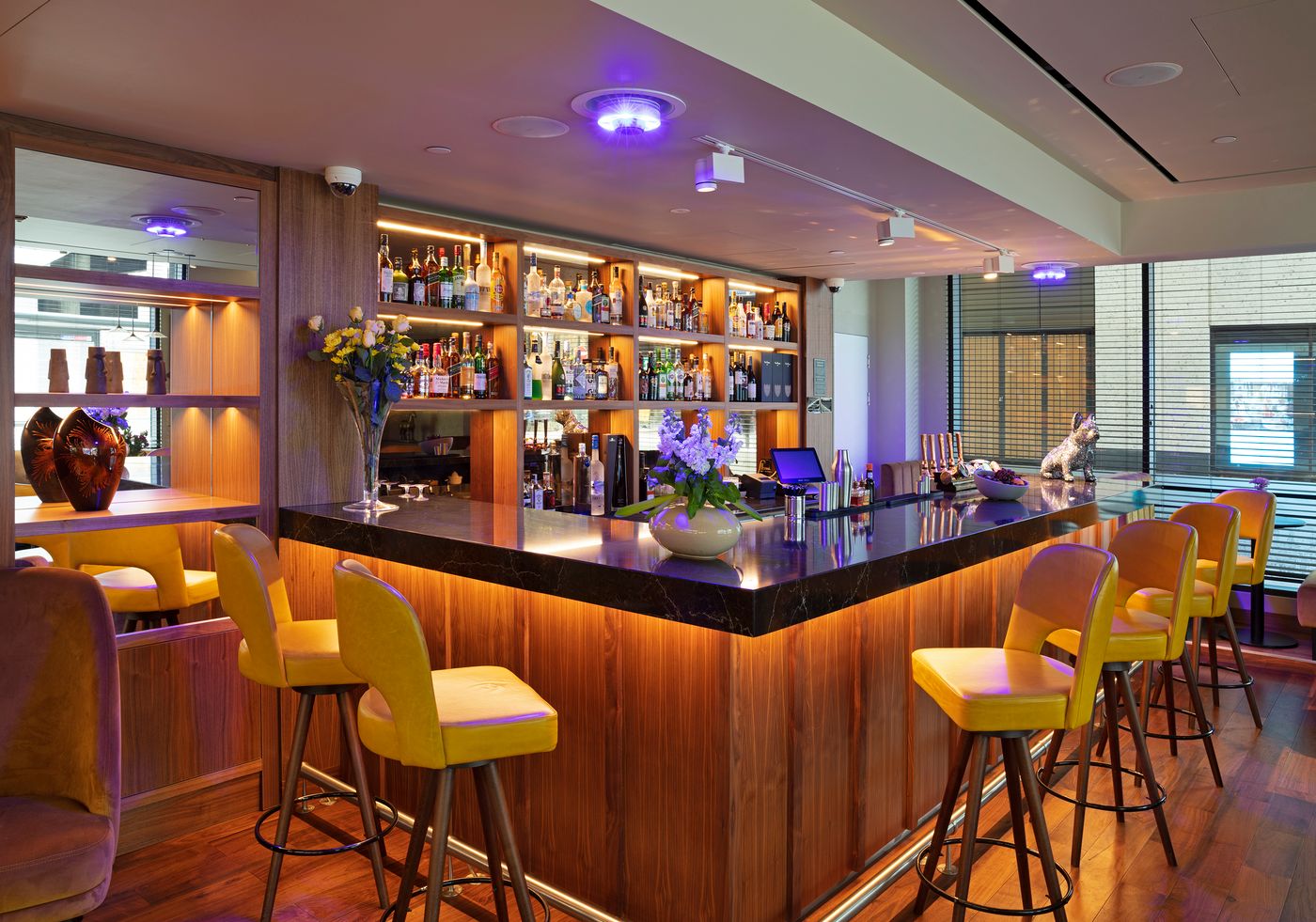 Tower Suites Hotel by Blue Orchid - United Kingdom - london - Bar - 9