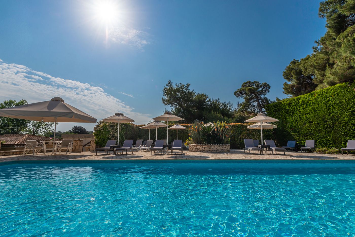 Aquarius-Hotel-Pool-2