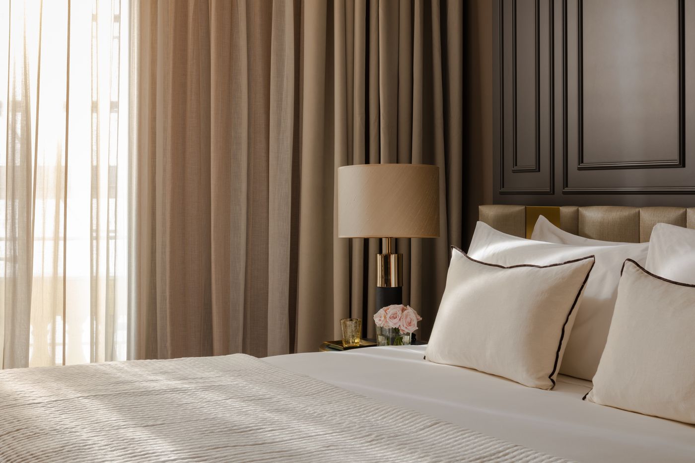 Anantara-Plaza-Nice-Hotel-Room-30