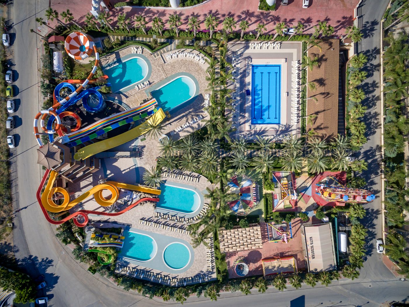 Royal-Taj-Mahal-Pool-16