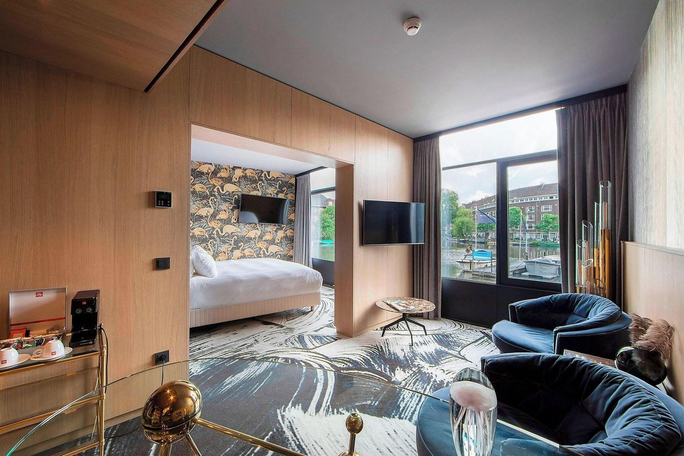 Apollo-Hotel-Amsterdam--a-Tribute-Portfolio-Hotel-Room-9