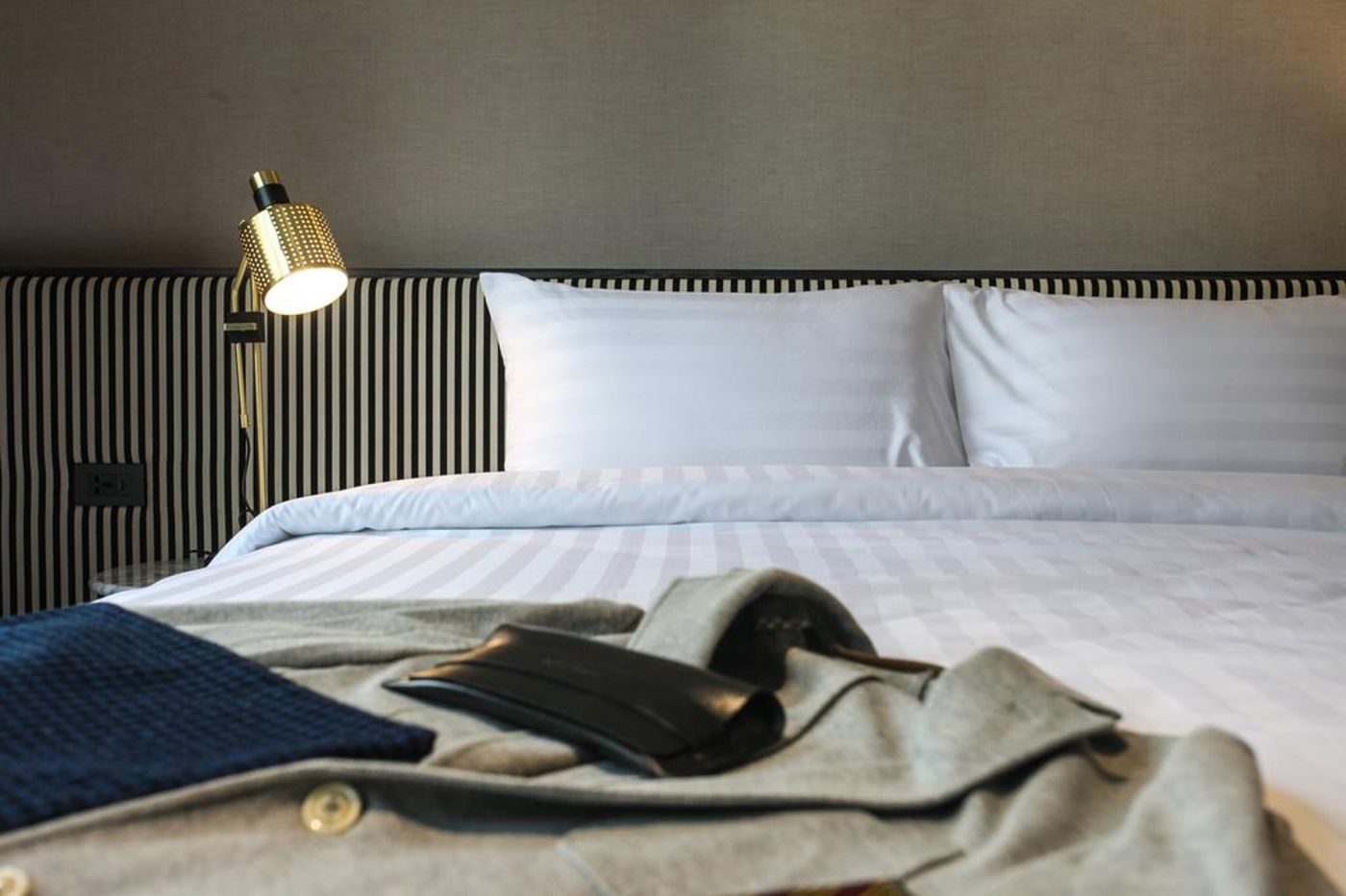 Vince-Hotel-Pratunam-Room-48