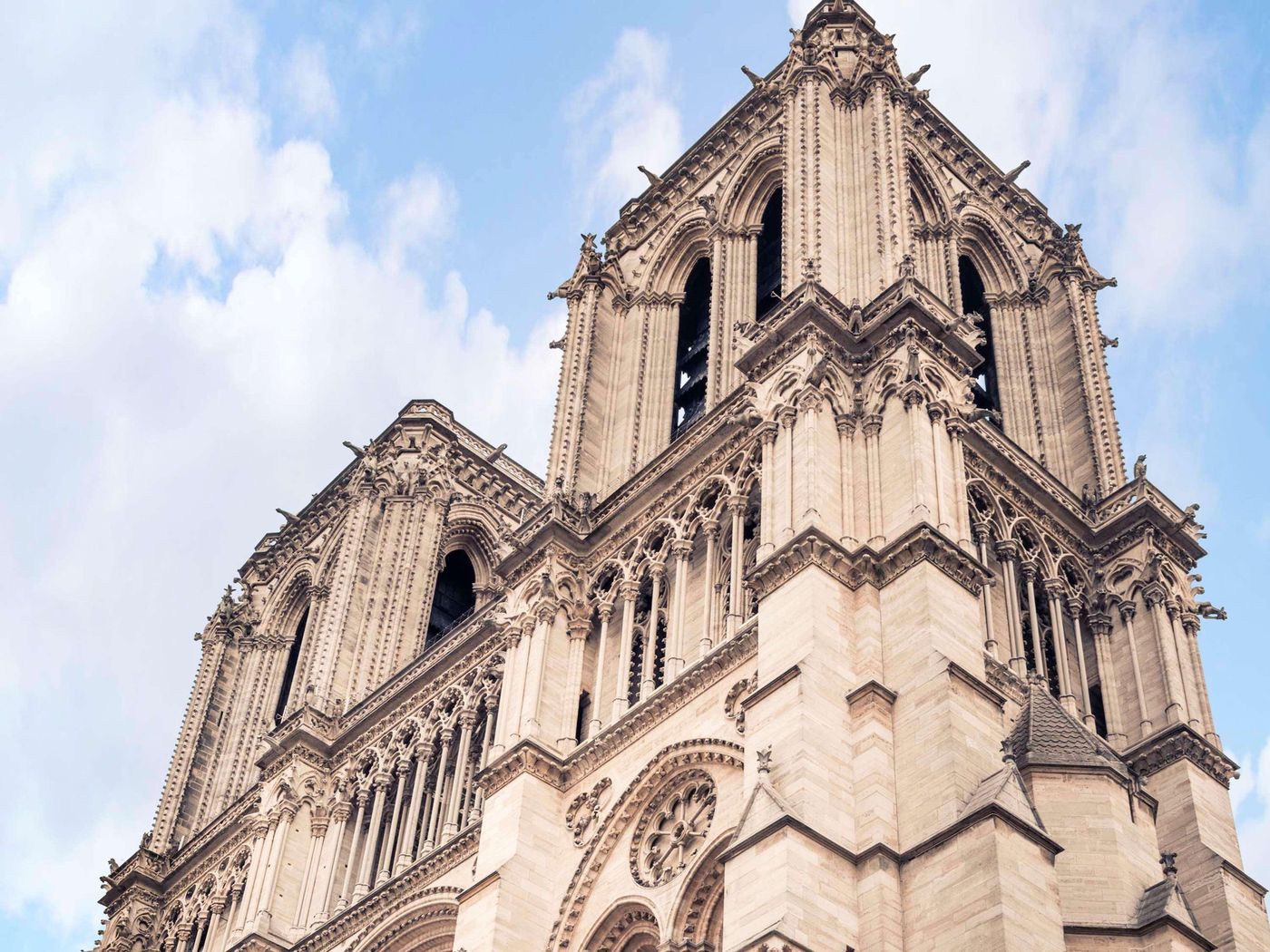 Hotel-Mercure-Paris-Montparnasse-Raspail-Sports-and-Entertainment-43